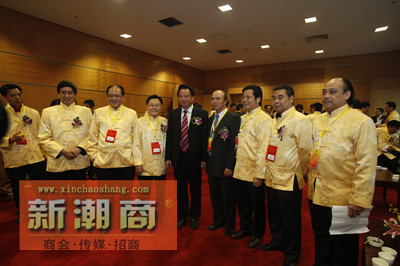 全国政协委员会马介璋、王再兴与领导合影