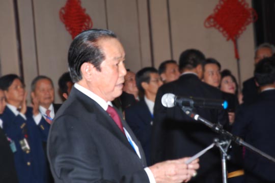 本会主席刘锦庭主持温总理接见会并在会上讲话