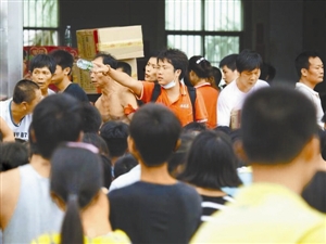 “家乡有难，我们不能坐视不理” 